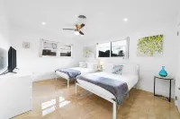 4BR/3BA Miami Welcoming Waterfront Wonder w/ Pool!