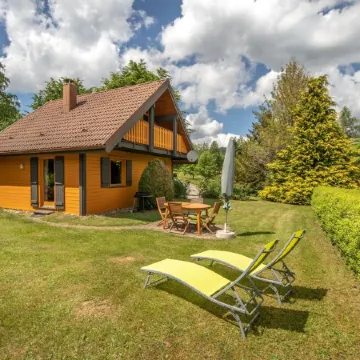 Quiet, Chalet "Le Pin" 3 CléVacances - 2 Bedrooms-Fireplace-Wifi -