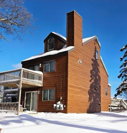 Ski In/Out Remodeled 2 bedroom/2 bath Condo at Snowriver!