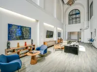 Elegant Main Street Living* Near NYC Hotels in Hackensack