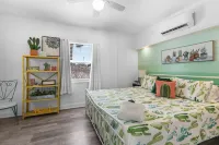 Free Night: 2 Units- Fabulous Flamingo & Taco Vibes in St Pete Beach [4Plex]