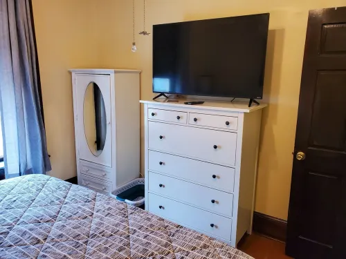 Historic Getaway near Harpers Ferry, Frederick, Antietam, C&O Canal and more!