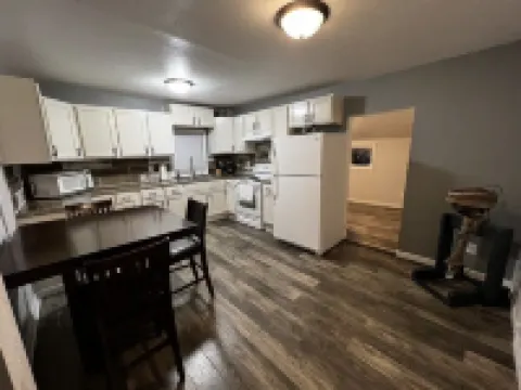 Sportsman's Country Lodge: The Roost 奧頓維爾住宿飯店