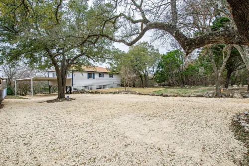 Fresh and fun Belton lake view home