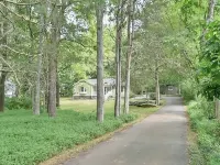 Quiet, elegant cottage just steps from downtown Pittsboro—minutes to Jordan Lake 查塔姆縣酒店