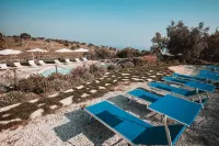 The Cherry Tree, sea view relaxation with pool