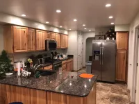 Cozy but roomy cabin in the mountains next to Strawberry Creek