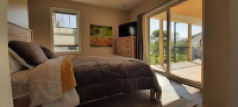 Getaway and relax!  Enjoy the James River with mountain views!