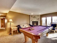 Deacon's Lodge Golf: Overlooking Pelican Lake - Breezy Point Hotels in Breezy Point