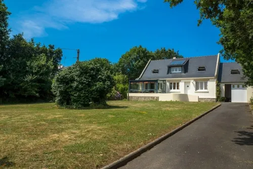 House near the beach of Morgat