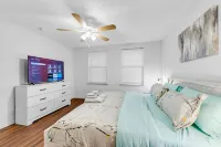 2 King ! Newly renovated w/8 beds sleeps upto 16 people