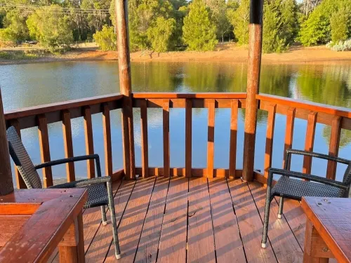 Farm Cottage in the Ferguson Valley