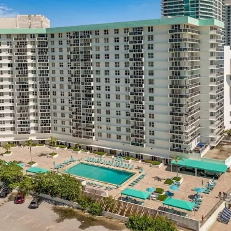 Luxury Beachfront Condo • 2 Parking • Fast WiFi • Walk to Dining & Shops