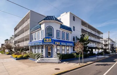 1 BLOCK FROM THE BEACH/BOARDWALK! 1BR 1BATH-SLEEPS 6; PARKING, WIFI, BEACH TAGS Hotel a 