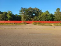 15 min> Lake of the Pines, 25 min> Lake Caddo. Bring the boat and whole family!