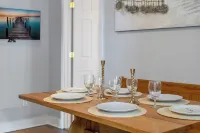 Cozy Beach house in Cape May, Jacuzzi, Game Room, Family and Pet Friendly