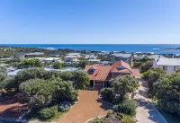 Marmaduke - an amazing beach house Hotels in Gracetown