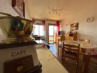 Apartment in residence with superb view and parking