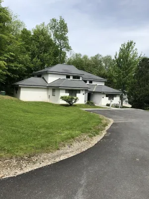 Ski, Ride,Relax, Read in this Exclusive Luxury, family friendly Vermont getaway