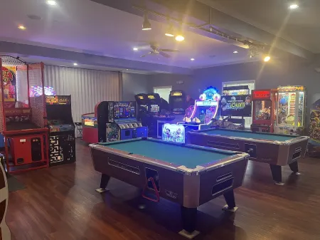 Home in amenity filled Hideout community with hot tub, fire pit, theater room!