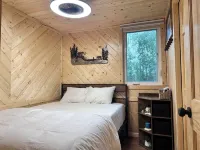 Elegant, Cozy Cub Cabin near Lake with a Full Kitchen & Laundry Unit in Big Lake