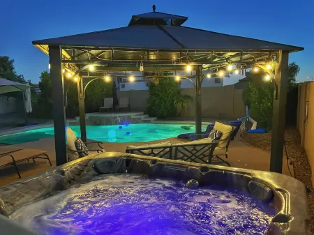 Heated Pool & Hot Tub w/ resort-style Backyard Oasis! Huge Family-Friendly Home