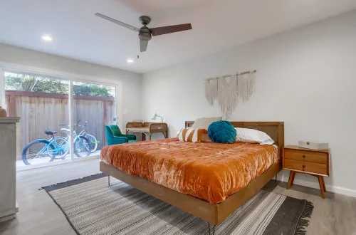 Luxe Three Bedroom Beach House with Private Patio