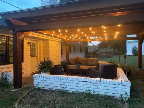 New listing!  3-bedroom, 2-bath house less than 1 mile to OU Football stadium