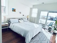 Spacious four-bed, three-and a half- bath townhome in Washington DC. Hotels in Bloomingdale