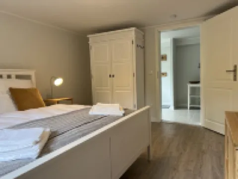 Ferienwohnung mit Weitläufigen, Parkähnlichen Garten, Pavillon und Bouleplatz Hotels in Bosau