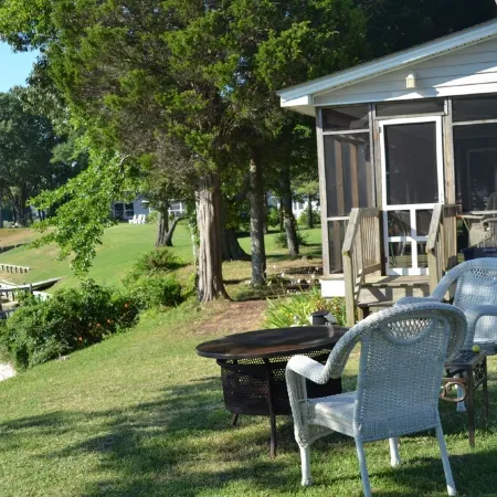 Waterfront Cottage On Candy Point:  Family-Friendly and Dog-Friendly!