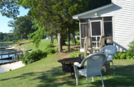 Waterfront Cottage On Candy Point:  Family-Friendly and Dog-Friendly!