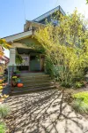 Stylish Craftsman in the Heart of PDX - Holiday Apartments