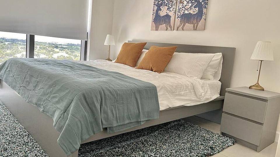 Lovely 1 Bed 1 Bath apartment at Doral
