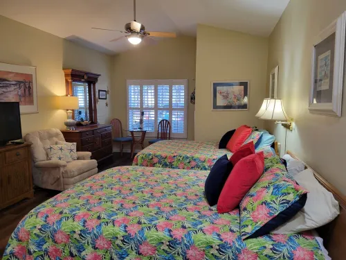 1st Floor, 2 BR, 2 Bath Sunset Beach 5 minutes to ocean @ Sea Trail Golf Resort!