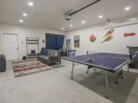 Spacious game house minutes to downtown Sandpoint and Schweitzer Mountain Hotels in Ponderay