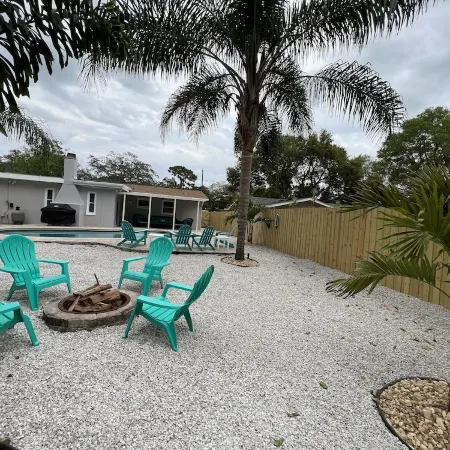 Relaxing family friendly heated pool home close to beach