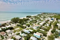 Charming Ground Level Resort Style 3 units Condo  of a TRIPLEX- unit A