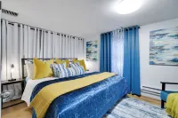 Pocono Family Farmhouse w/king bed and game room! Hotels in Dreher Township