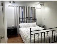 Silver Strand Beach Cottage Steps From the Sand 에어포트 셀프 스토리지 주변 호텔
