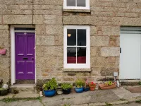 Traditional Fisherman's Cottage with 3 bedrooms Hotels in Mousehole