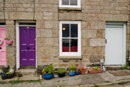 Traditional Fisherman's Cottage with 3 bedrooms