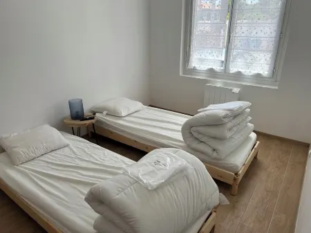 Nice, quiet house Отели в г. Ле-Шато-д'Олерон