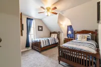 Stunning Skiatook Lake Three Story Getaway