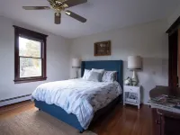 Dancing Doe Estate with Wood Stove, Hot Tub & Firepit Hotels in Callicoon