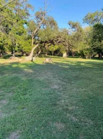 Antique House Отели в г. Утопиа