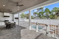 Luxe 5Br with Pool, Hot Tub, Outdoor Kitchen, Bikes, Close to Beach & Seaside - Beach