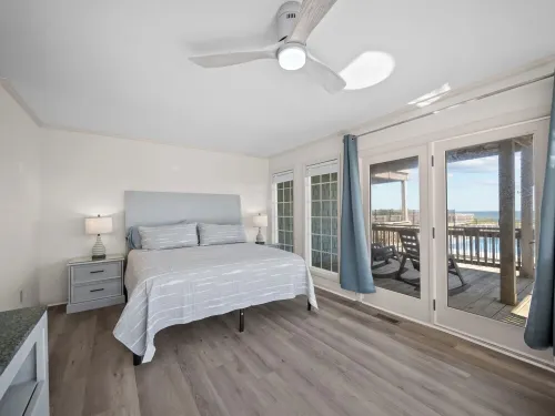 Sea Glass West - Upscale Beachfront Retreat & Pool