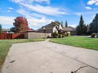 Spacious, Private Home Away From Home with Hot Tub