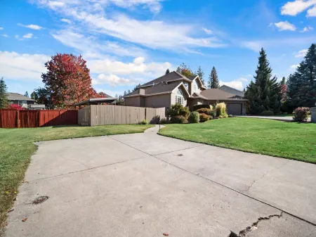 Spacious, Private Home Away From Home with Hot Tub